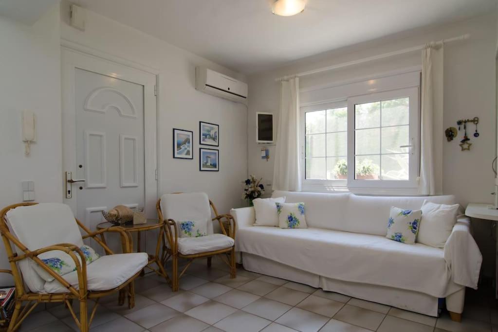 Wonderful House With Private Garden Flogita Exterior foto