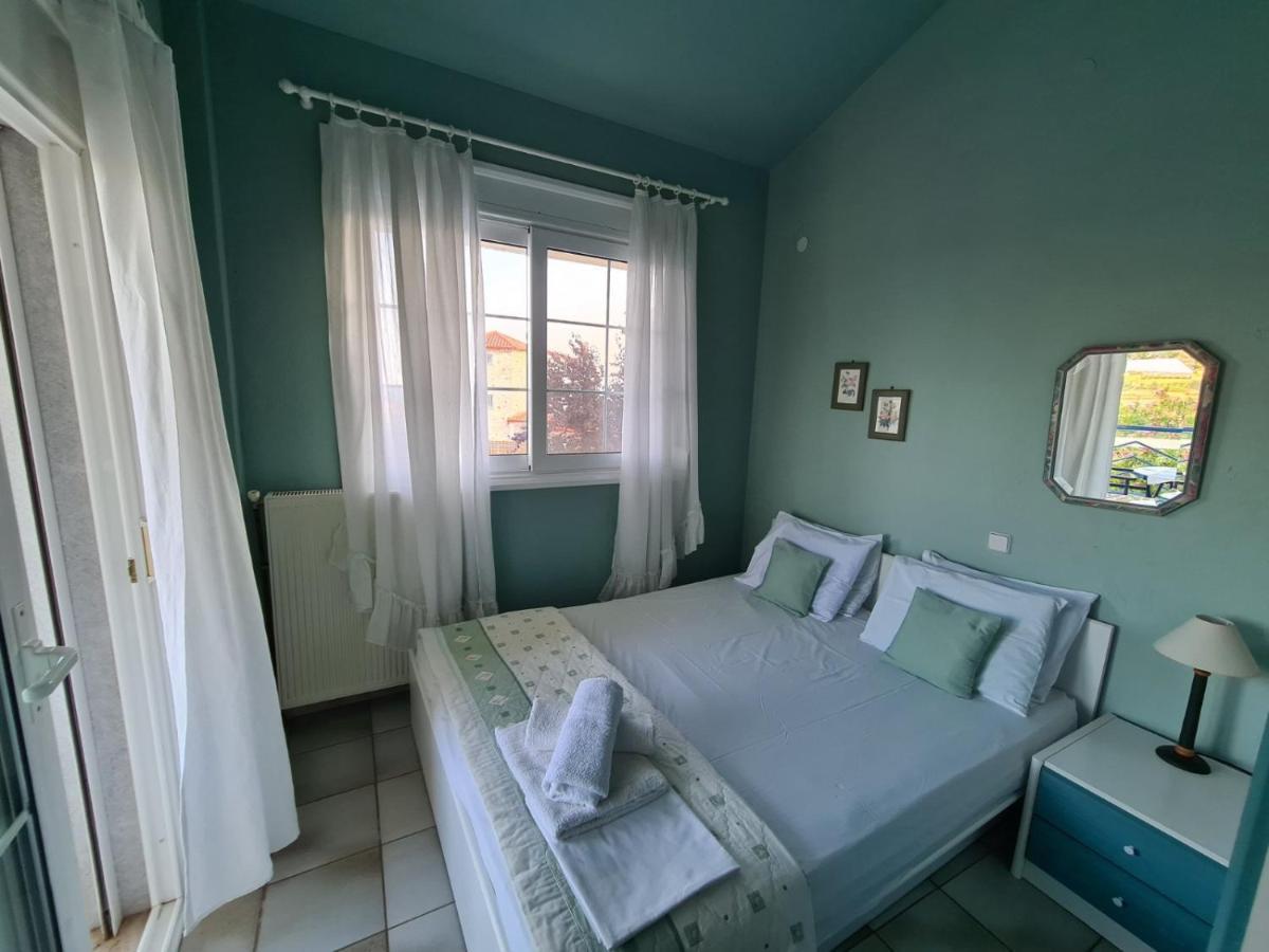 Wonderful House With Private Garden Flogita Exterior foto